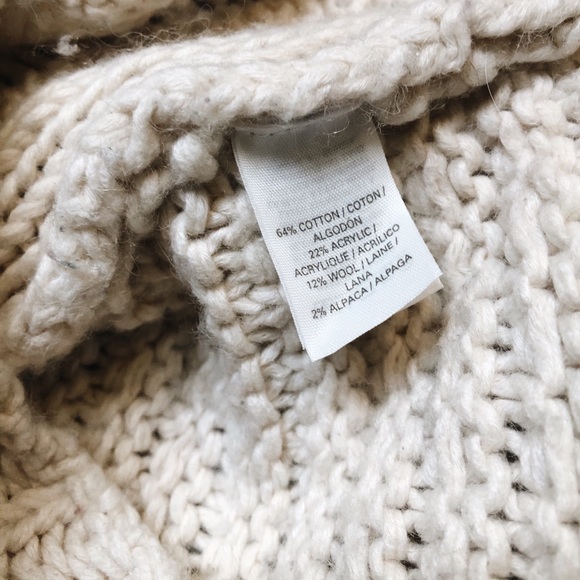 Victoria’s Secret wool knit sweater - Picture 6 of 7